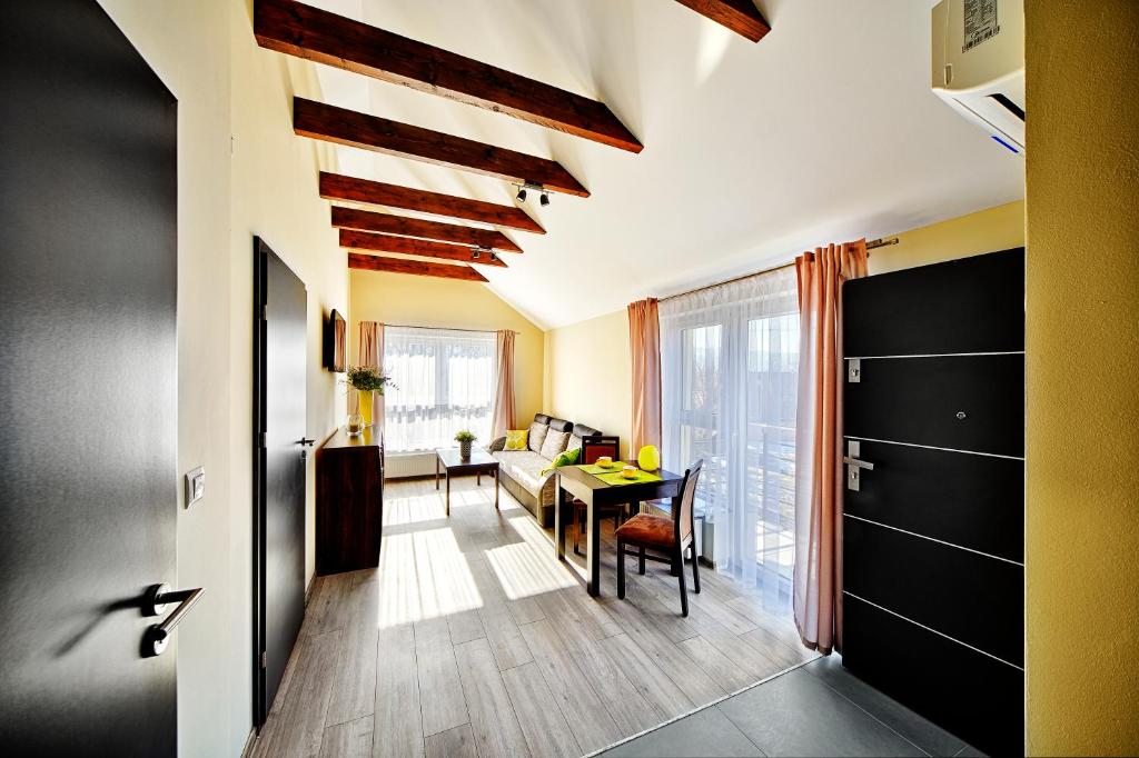 Posedenie v ubytovaní Apartamenty Salt Delux