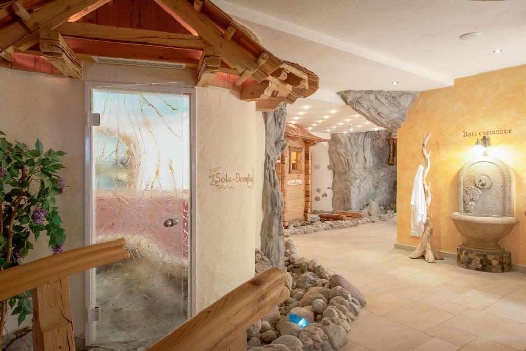 Ванна кімната в Vitalhotel Sonnenhof