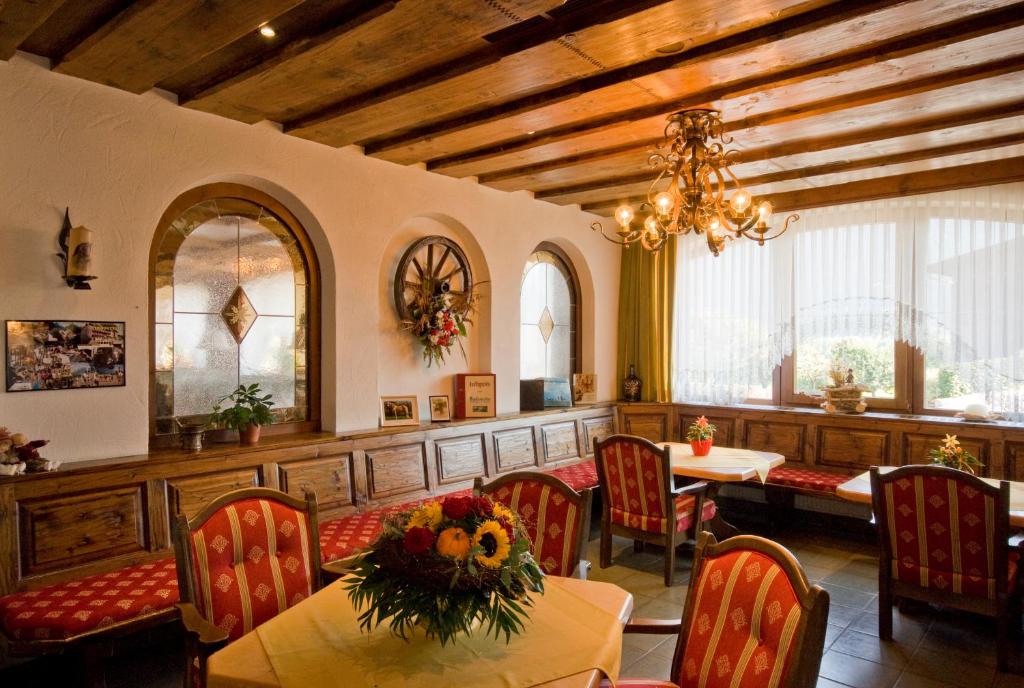 Posezení v ubytování Hotel Hauserwirt