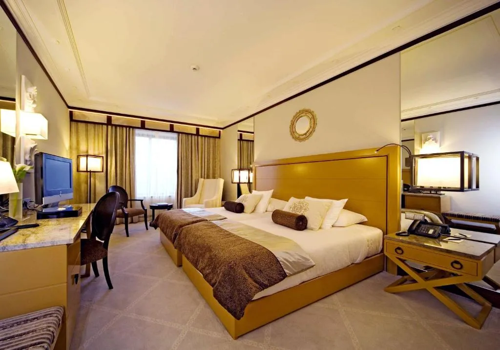 Grand Deluxe Double Room