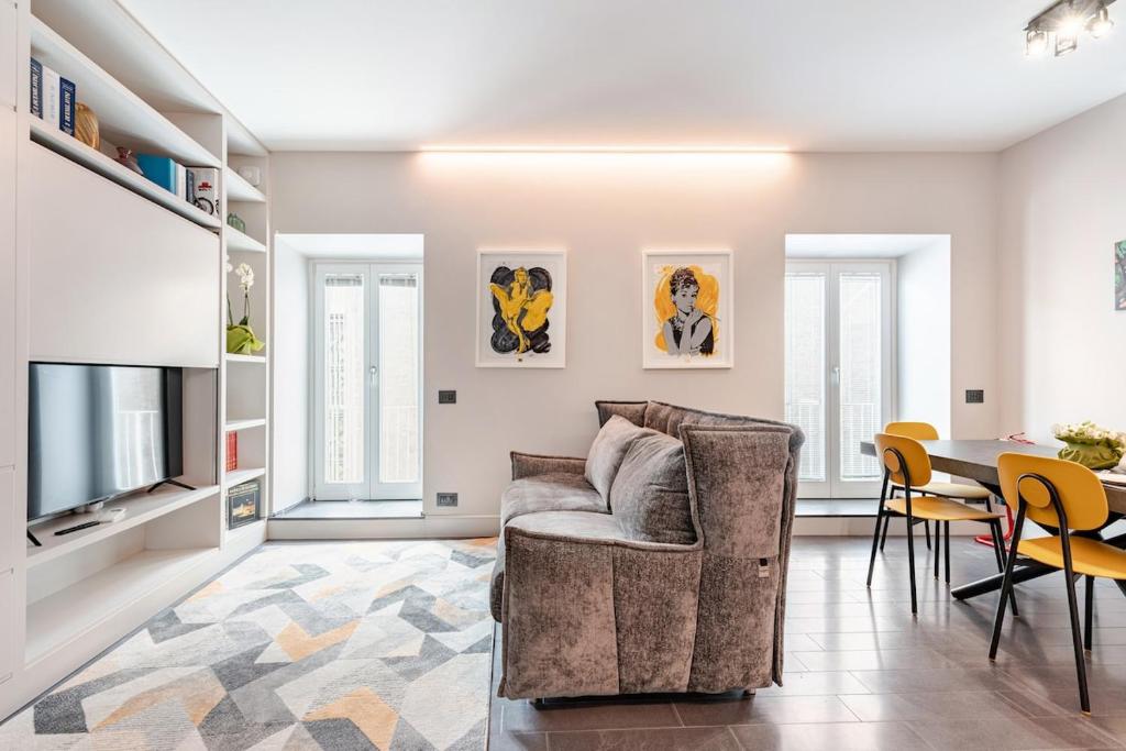 Roma Centro Trevi 2 bedroom Kasa Trevi