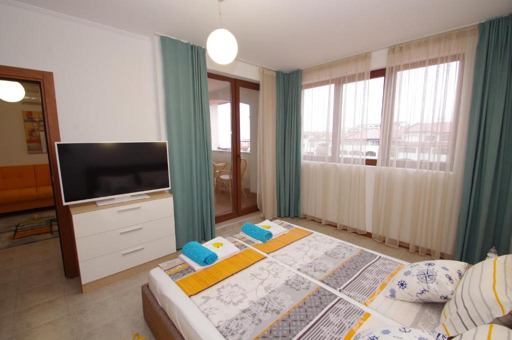 Casa Real - One-Bedroom Apartment