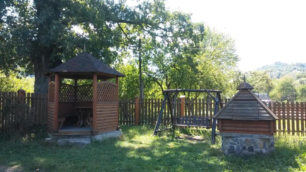 Zahrada ubytování Chalet TysaBorkut