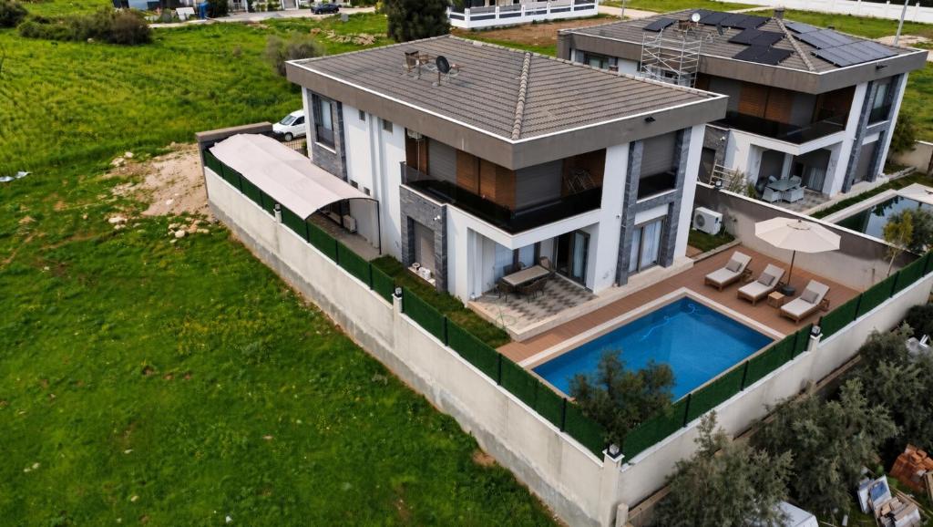 تصویر اتاق‌های Modern Luxury Villa - تصویر ۲