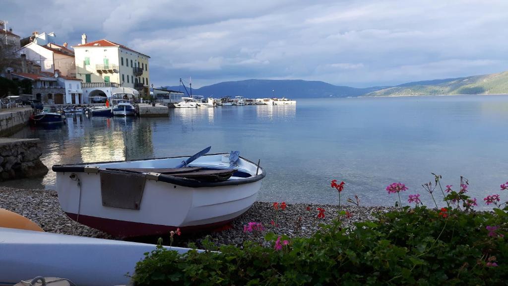Gallery image of Apartment Marina in Valun