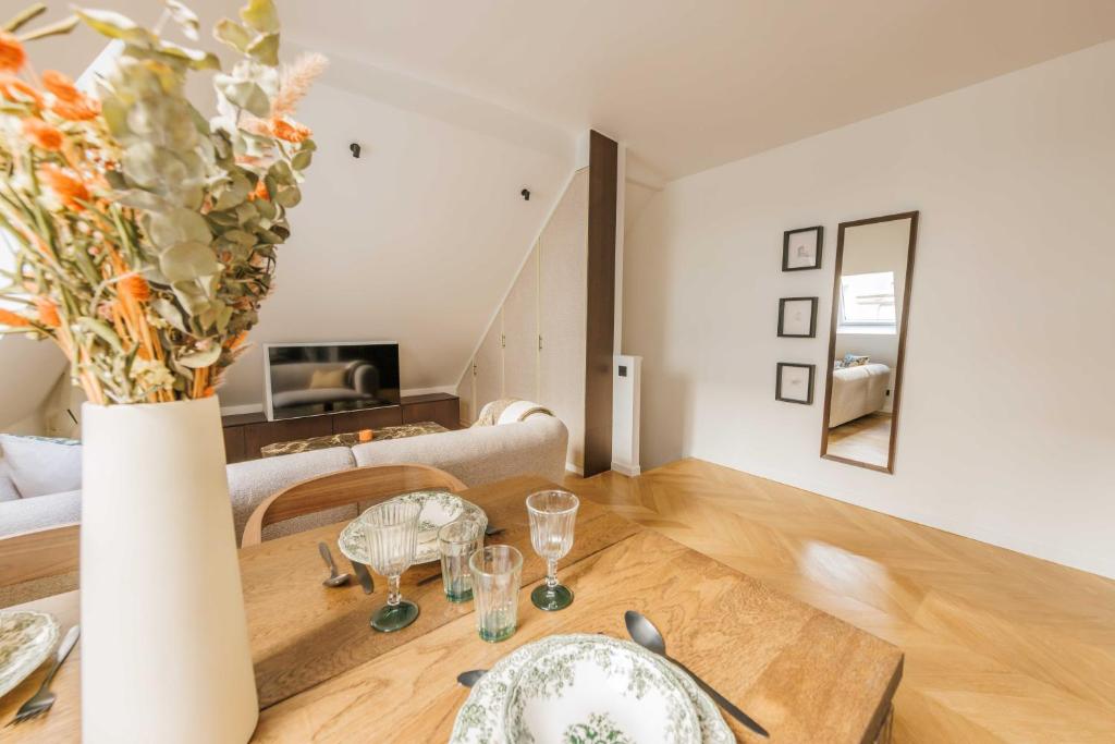 Charming apartment St Honore -1BR-2P - Louvre