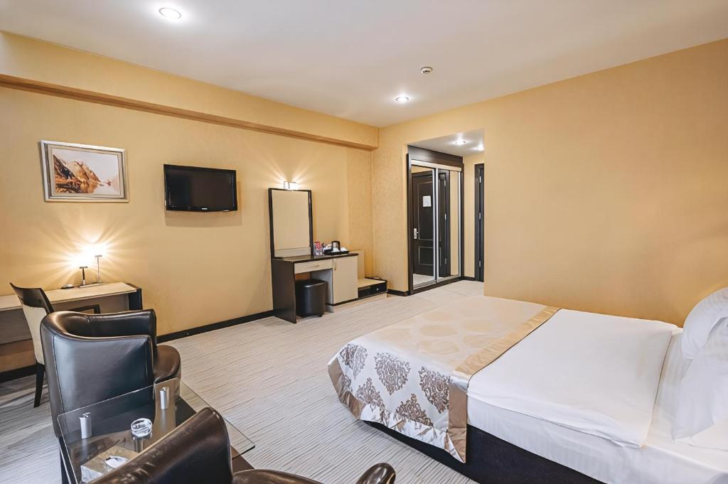 لابی و فضای عمومی Days Hotel Baku - تصویر ۵