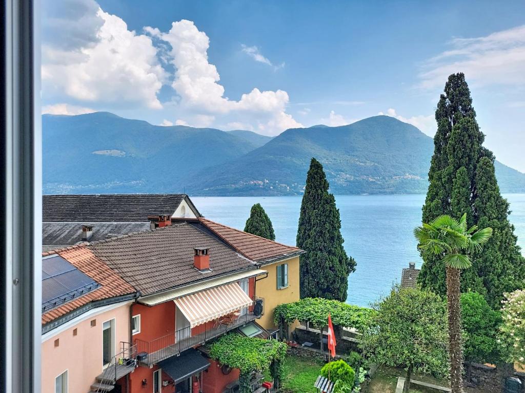 Apartment Casa Sole sul Lago by Interhome