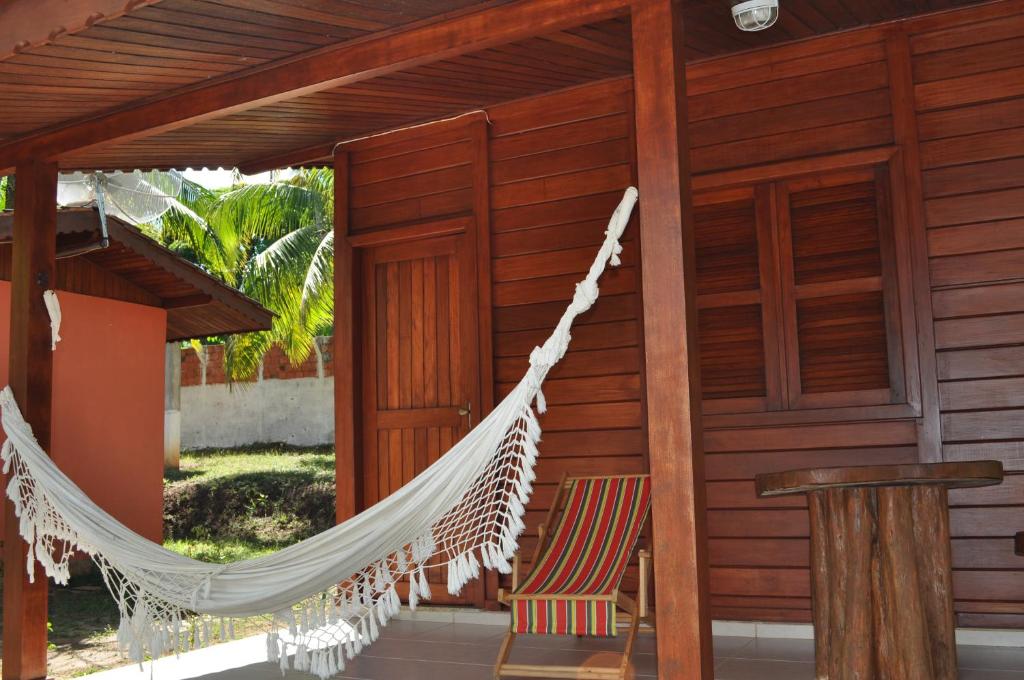 Um jardim no exterior de Sitio Os Tres