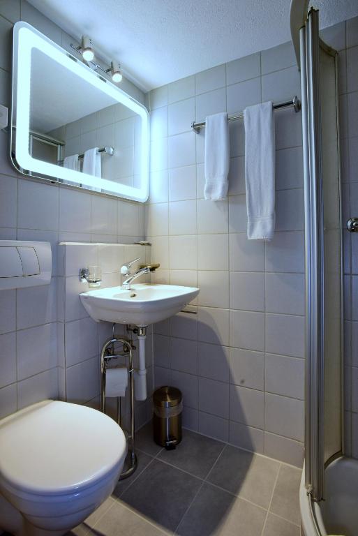 Koupelna v ubytování Hotel Freihof