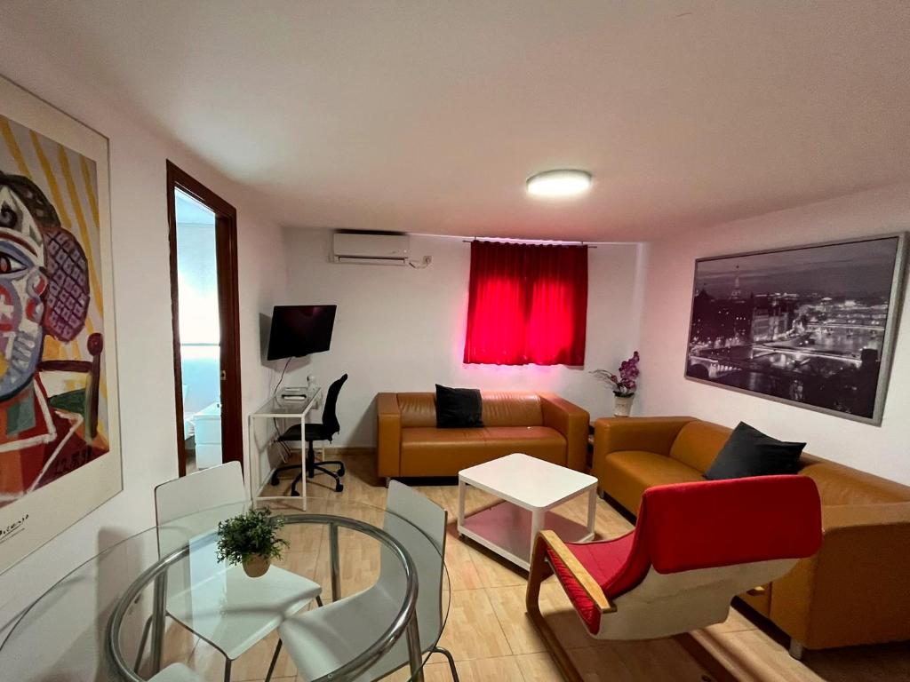 Apartment next to the Teatro Real and Opera Madrid