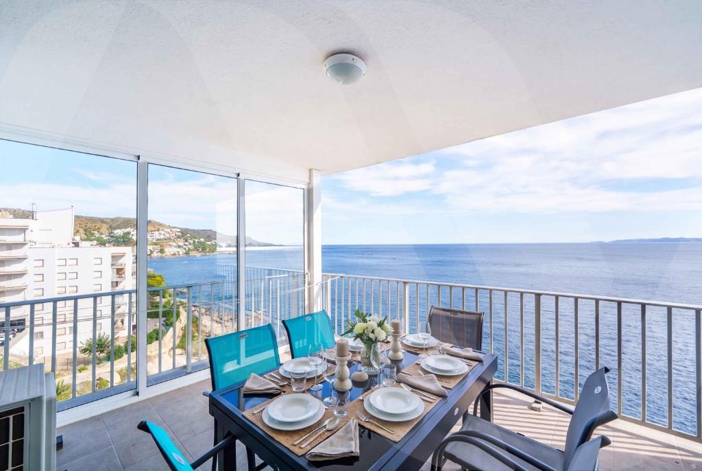 appartement spacieux vue mer avec piscine commune
