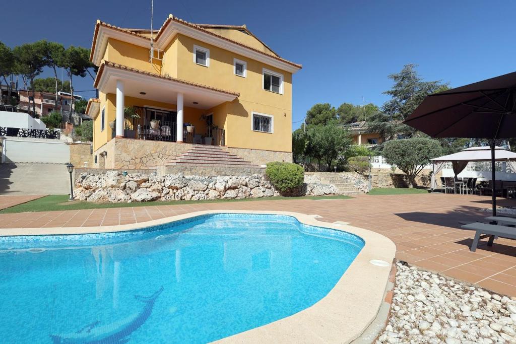 Gran Casa con piscina en Naquera