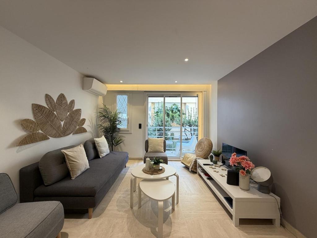 Renovated 2 bedrooms - Boulevard de la Croisette