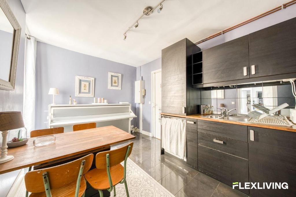 rue Lepic 75018 - T2