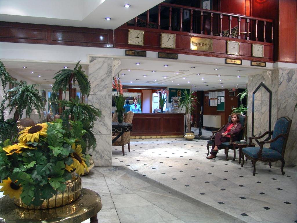 Posezení v ubytování Hotel Concorde Dokki