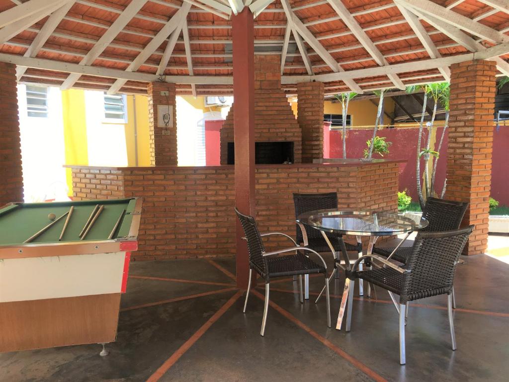  Kanoa Hotel