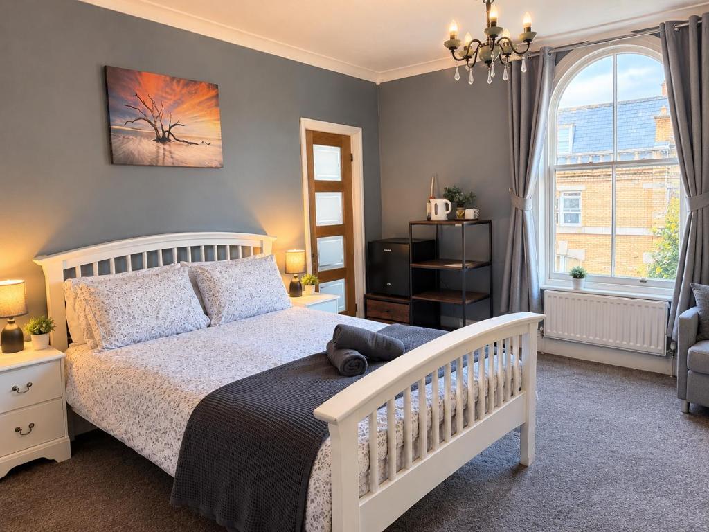 The Victoria - 