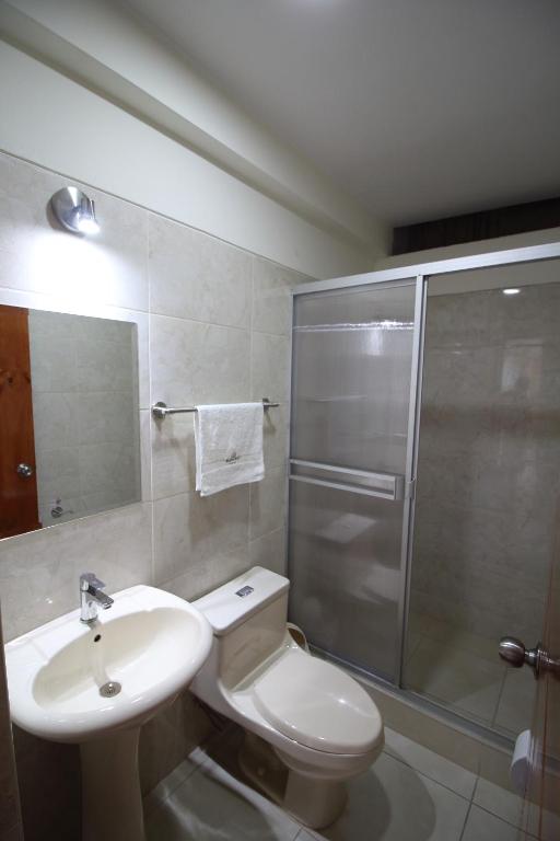 Koupelna v ubytování Munayki Hotel