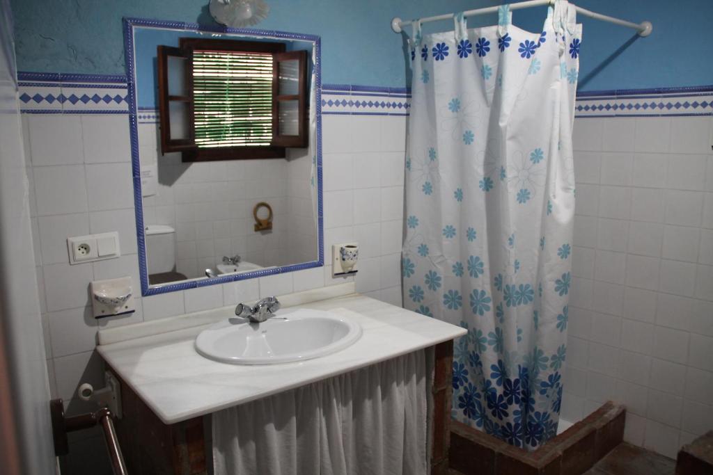Vannas istaba naktsmītnē Casa Rural Casa Ronda