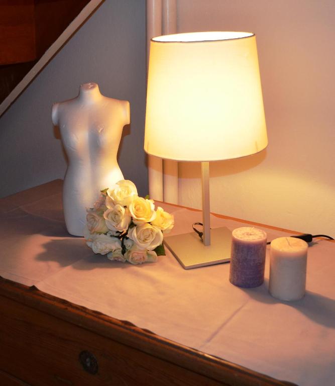 A bed or beds in a room at Ferienwohnung Strubbauer Urlaub am Bauernhof