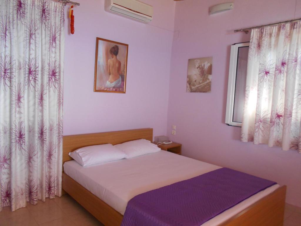 Zephyros Rooms And Apartments - One-Bedroom Apartment