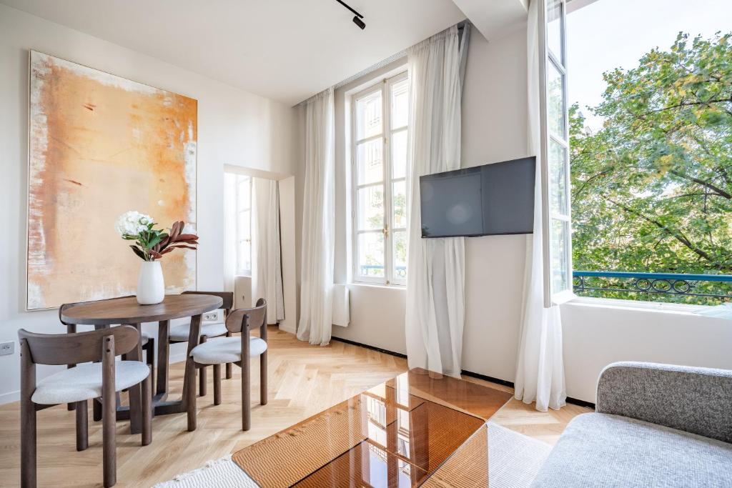 Chic Renovated apartment, Heart of Paris