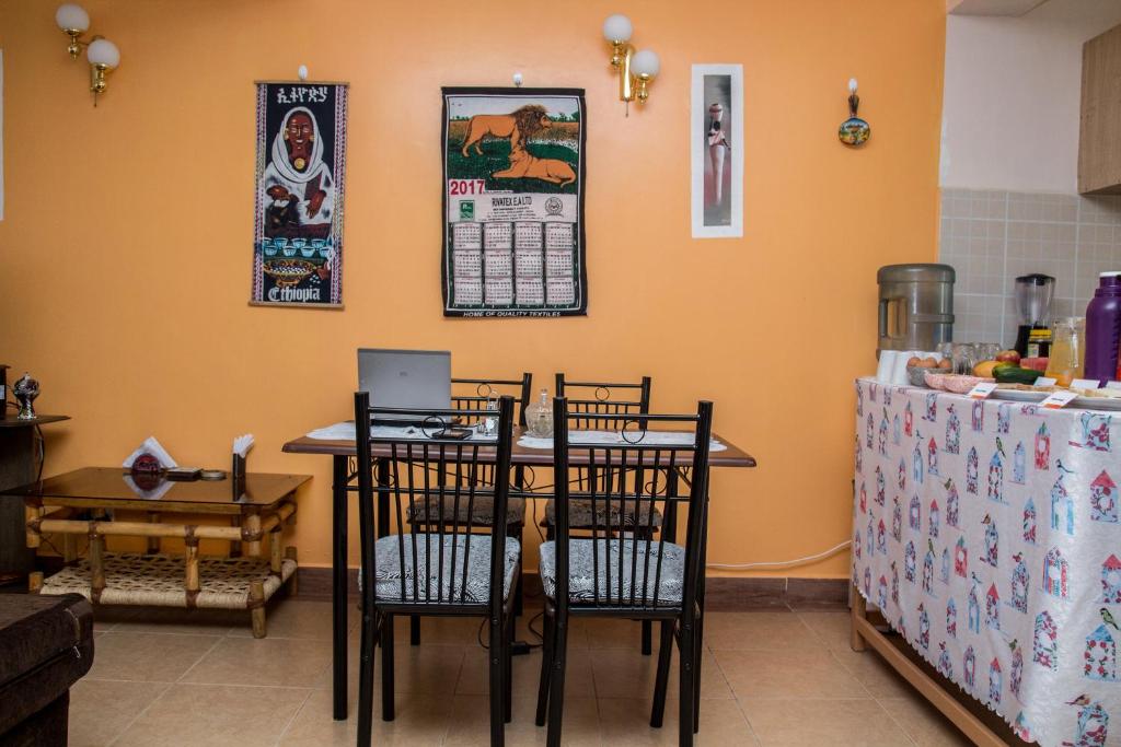 Restaurace v ubytování Nairobi Airport Apartments