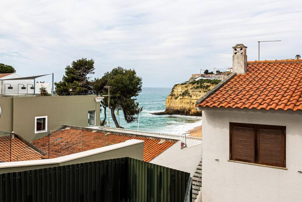Azure Carvoeiro | Sea View & Central Location