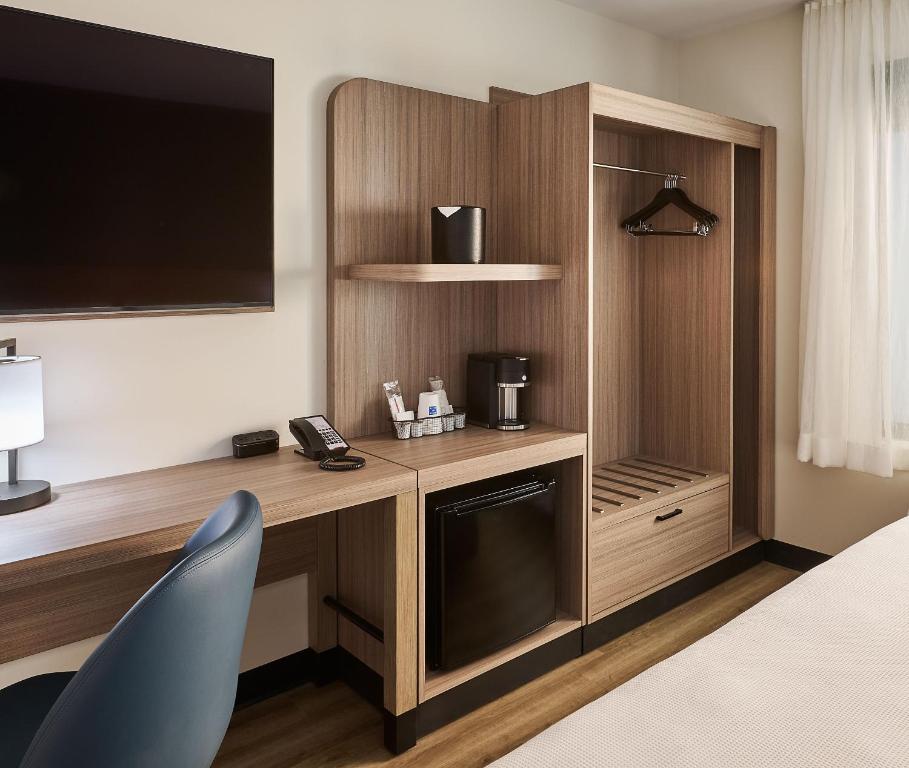 Hampton Inn & Suites Pigeon Forge On The Parkway - 