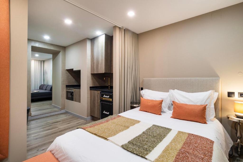 Charm Flats - 