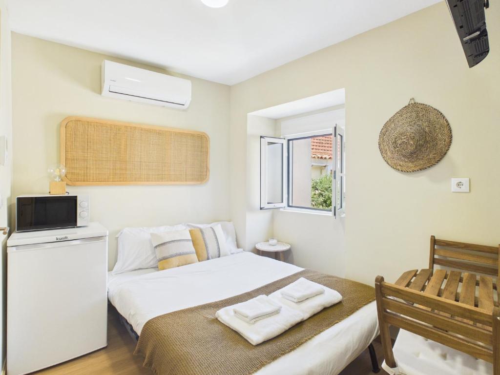 Charming Studio w/ A/C - Santos | By Airnest