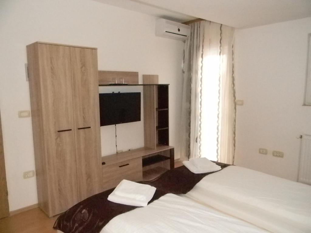 Family Pension - Double Or Twin Room