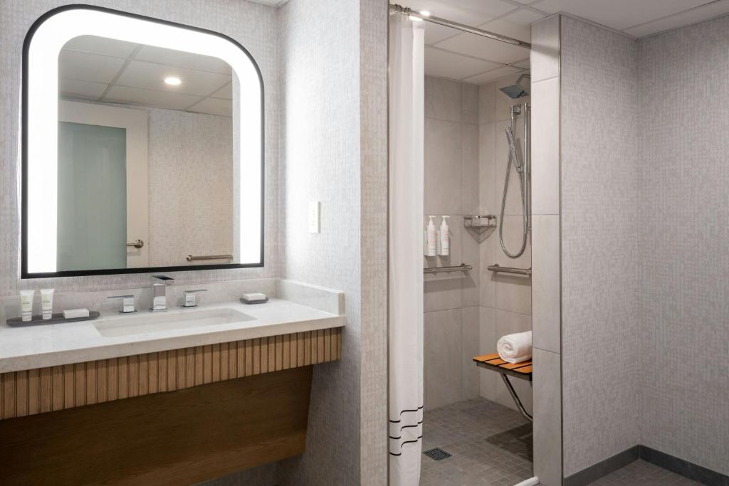 New Orleans Marriott - 