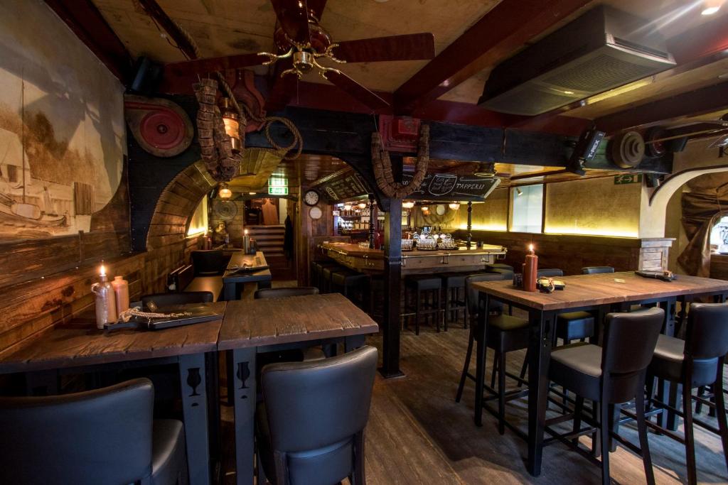 Restaurace v ubytování Boutique Hotel Elburg met Tapperij