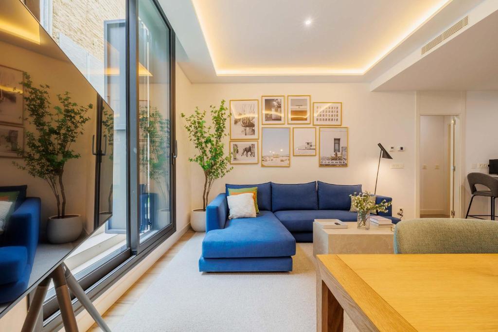 Modern Apartments in Chueca by Wynwood