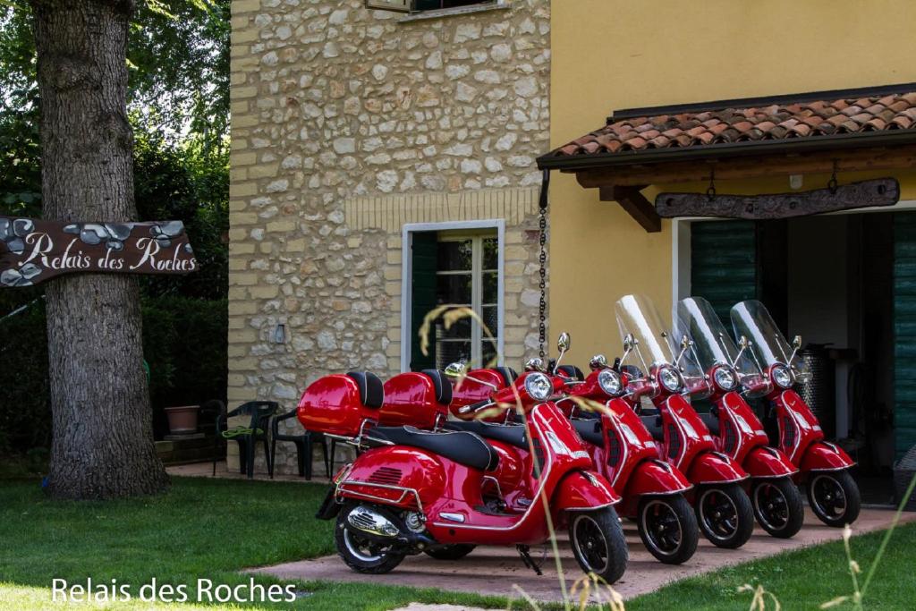 Zdjęcie z galerii obiektu Relais des Roches w mieście Sona