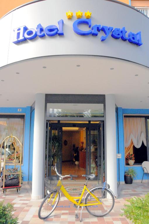 Jízda na kole v ubytování Hotel Crystal nebo okolí