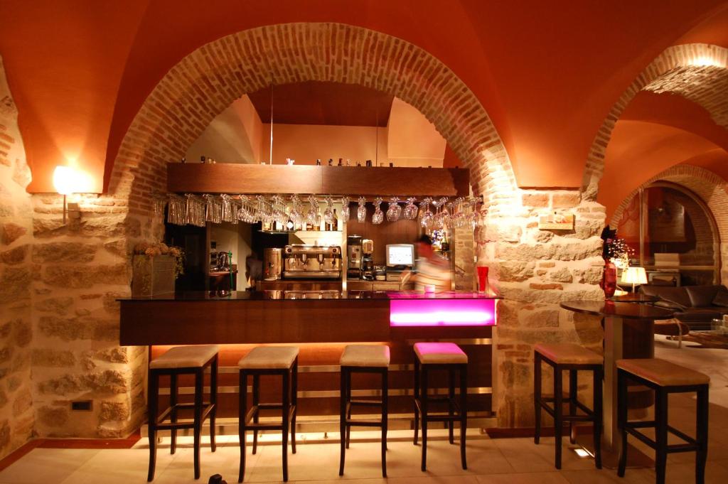 Lounge nebo bar v ubytování Hotel Los Usías