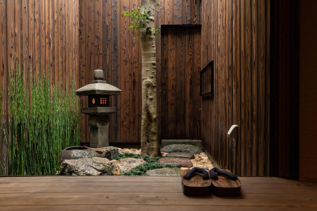 鶴Inn JR寺田町駅徒歩5分 梅田 天王寺 大阪城へ直通 贅沢な和モダン一軒家 泊楓居