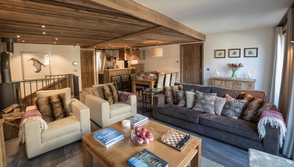La Canadienne - luxury apt sleeping 8
