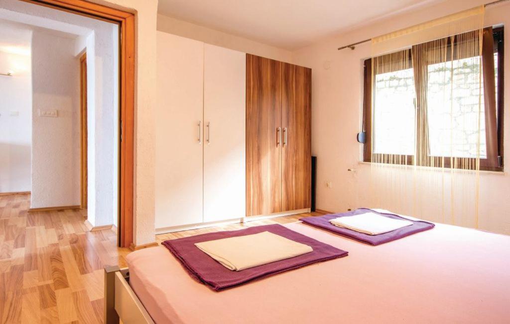 Apartment Ivan Mili - 10