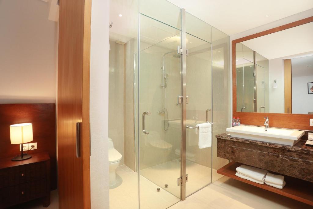 Koupelna v ubytování Wimarion Hotel Semarang