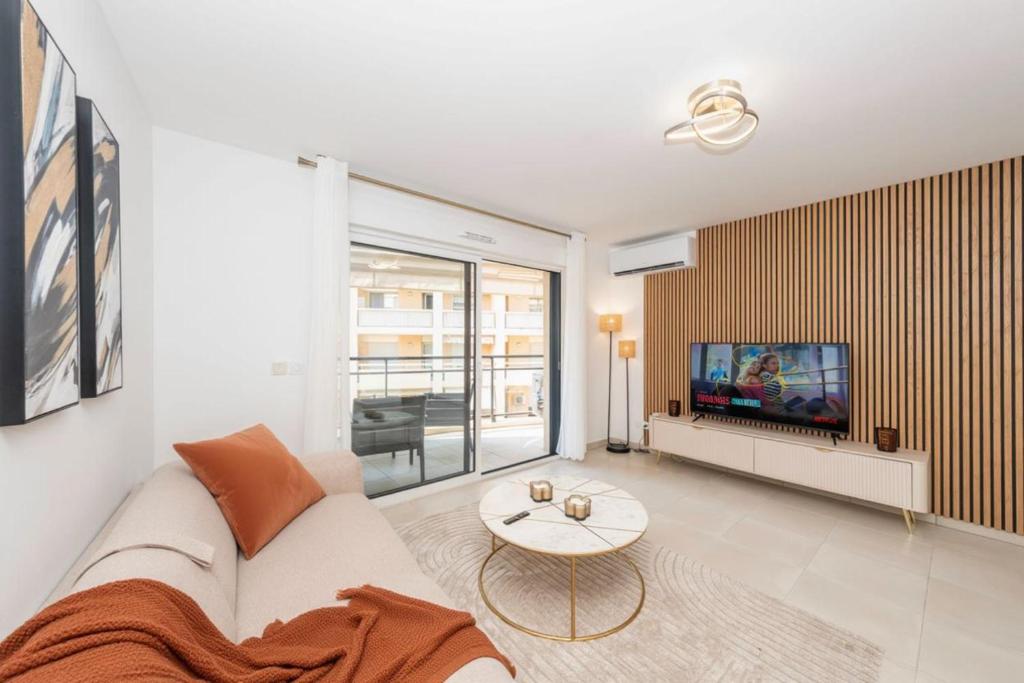 Modern flat -1BR- 2 Terraces, Parking Cannes