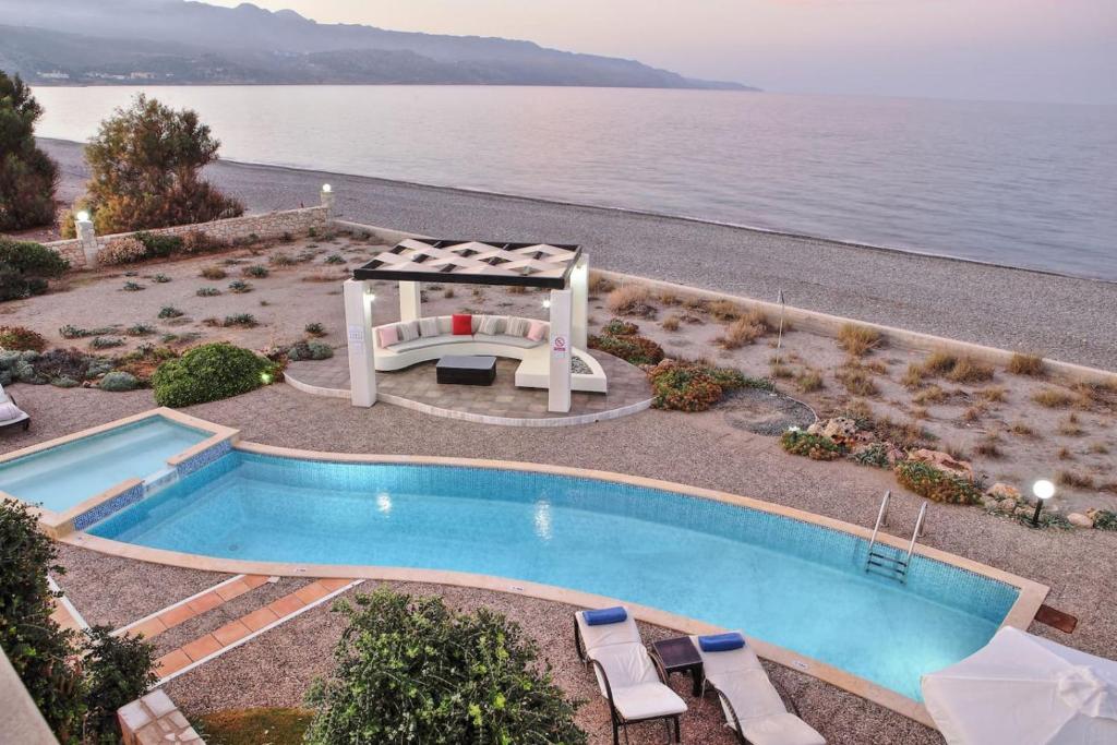 Beachfront villa Aqua Marine with private pool,ping-pong & BBQ