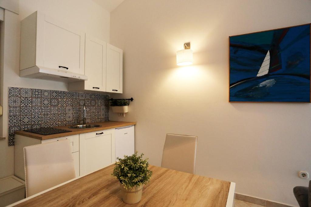 Villa Sonja - Comfort One-Bedroom Apartment With Sea View