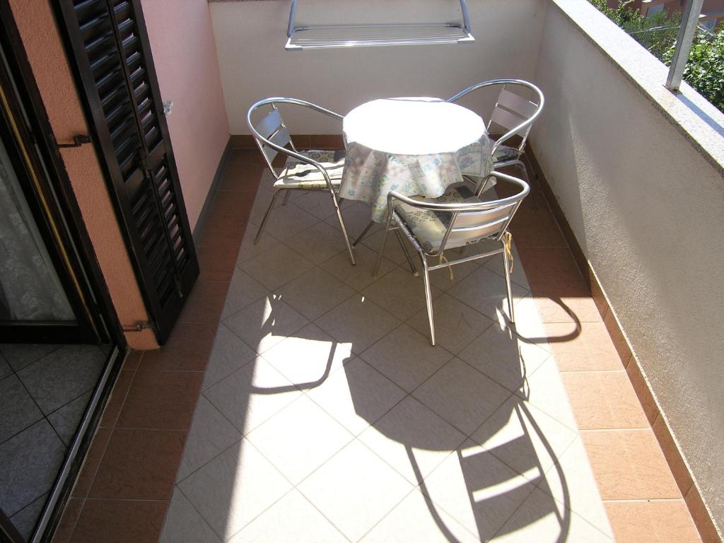 Zdjęcie z galerii obiektu Apartments Murgic w Krku
