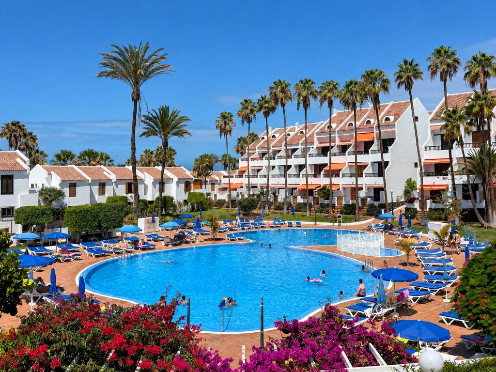 Cozy seaside apartment 323 in Parque Santiago 2