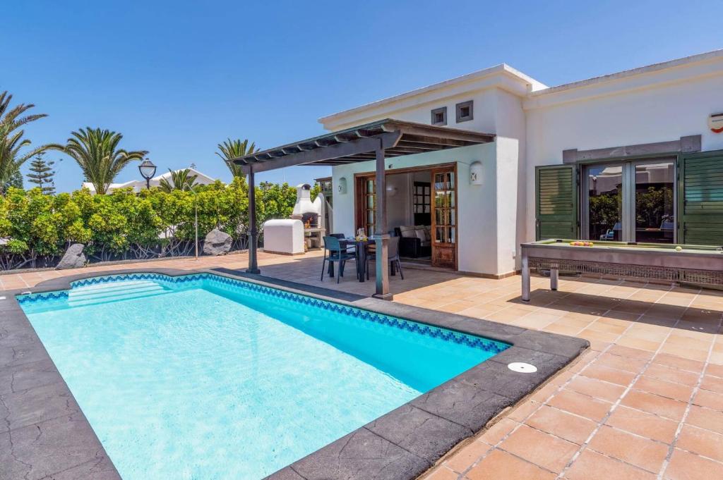 Villa Victoria Luz by Villa Plus