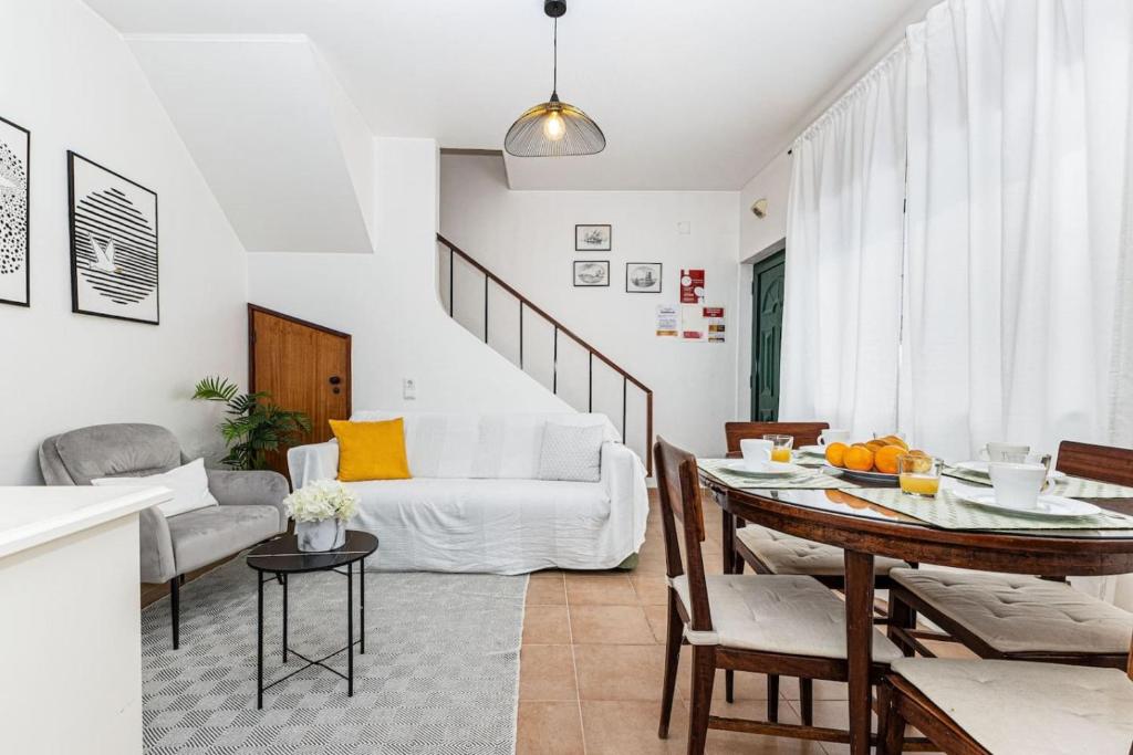 Casa Gaivota | Traditional Home in Central Lagos